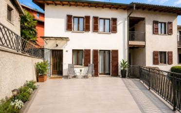 Reihenfamilienhaus 4.5 Zimmer - image - 1