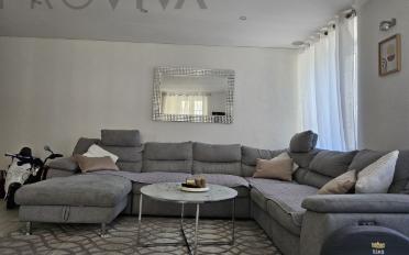 Residential building - image - 3