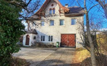 Villa 8 pièces - image - 1