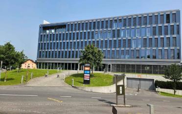 Office - image - 6