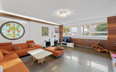 Einfamilienhaus 7.5 Zimmer - image - 2