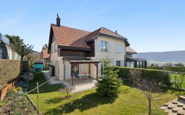 Bifamiliar house 4.5 rooms - image - 1