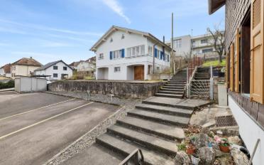 Einfamilienhaus 5.5 Zimmer - image - 1