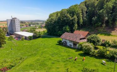 Building land - image - 3