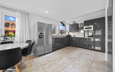 Single house 10.5 rooms - image - 4