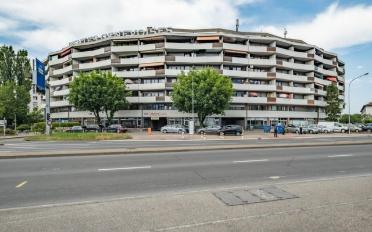 offener Parkplatz - image - 4