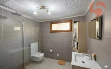 Villa 6.5 pièces - image - 8