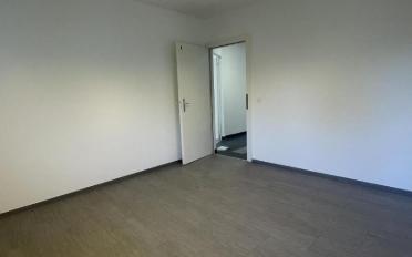 Office - image - 4