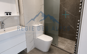 Apartment 7 rooms - image - 12