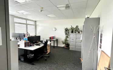 Bureau - image - 10