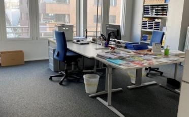 Office - image - 5