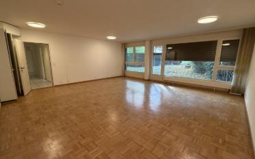 Office - image - 4