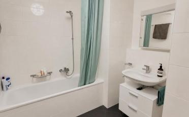 Apartment 2.5 rooms - image - 9