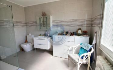 Immeuble résidentiel - image - 13