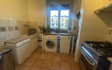 Furnished flat 4 rooms - image - 5