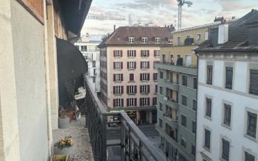 Furnished flat 4 rooms - image - 3
