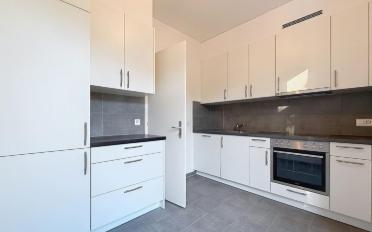 Apartment 4 rooms - image - 2