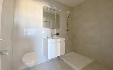 Apartment 4 rooms - image - 7