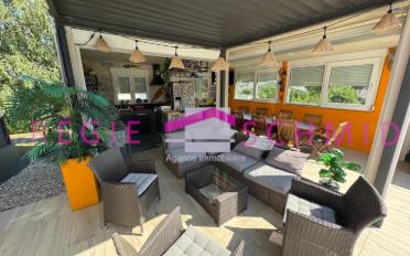 Villa 8 pièces - image - 3