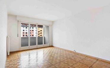 Wohnung 2.5 Zimmer - image - 2