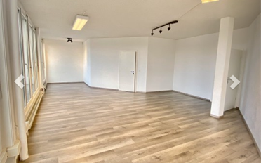 Office - image - 11