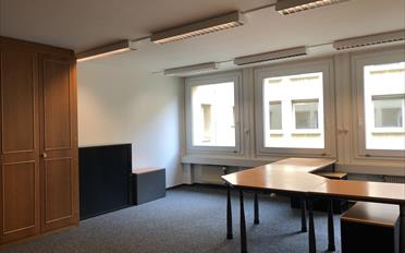 Bureau 9 pièces - image - 3