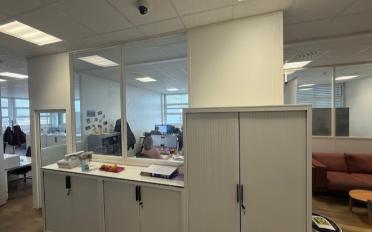 Bureau - image - 1
