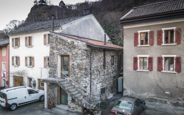 Row house - image - 10