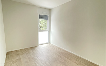 Terrace flat 4 rooms - image - 5