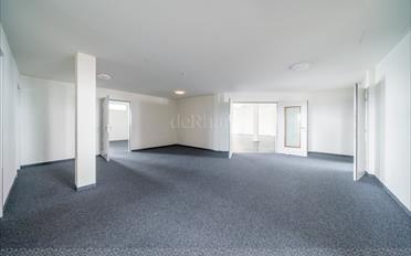 Office - image - 4
