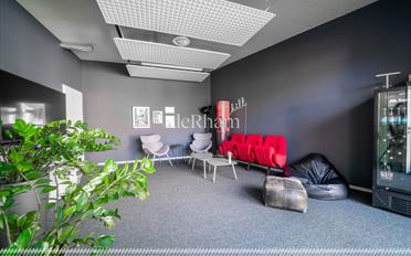 Office - image - 7