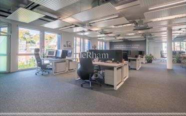 Office - image - 4