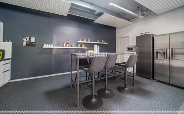 Office - image - 8