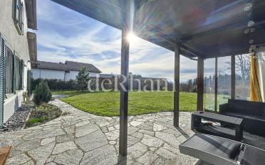 Villa 6.5 Zimmer - image - 1