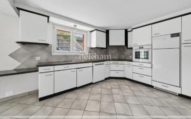 Maison 11 pièces - image - 2