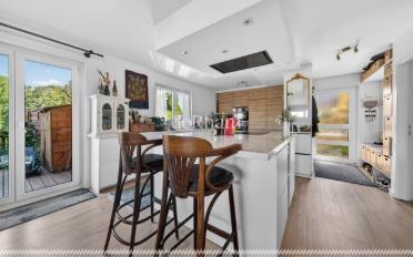 Doppeleinfamilienhaus 5.5 Zimmer - image - 2