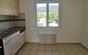 Apartment 4 rooms - image - 3