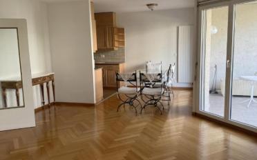 Furnished flat 4 rooms - image - 3
