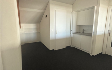 Office - image - 9