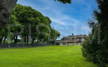 Building land - image - 2