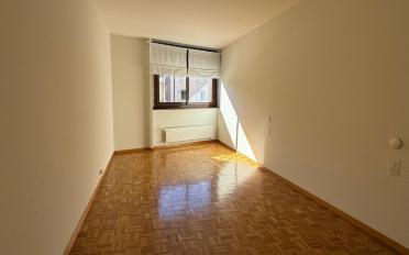 Apartment 4 rooms - image - 6