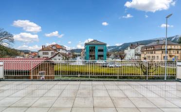 Residential building 14.5 rooms - image - 8