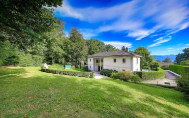 Einfamilienhaus 7.5 Zimmer - image - 1