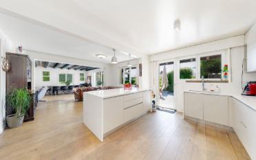 Doppeleinfamilienhaus 5.5 Zimmer - image - 3