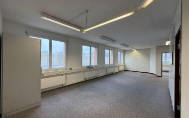 Bureau 5 pièces - image - 9