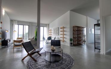 Studio - image - 17