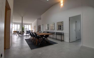 Studio - image - 21