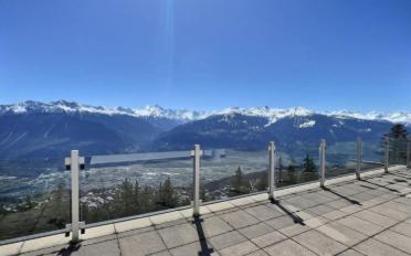 Attic flat 7.5 rooms - image - 2