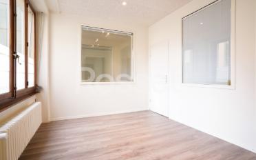 Office - image - 6