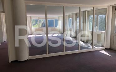 Office - image - 4